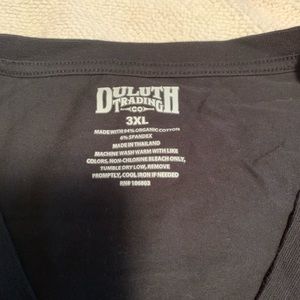 Duluth Trading Vneck T-Shirt